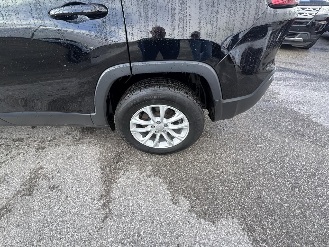 Jeep Cherokee Latitude 4x4 2021