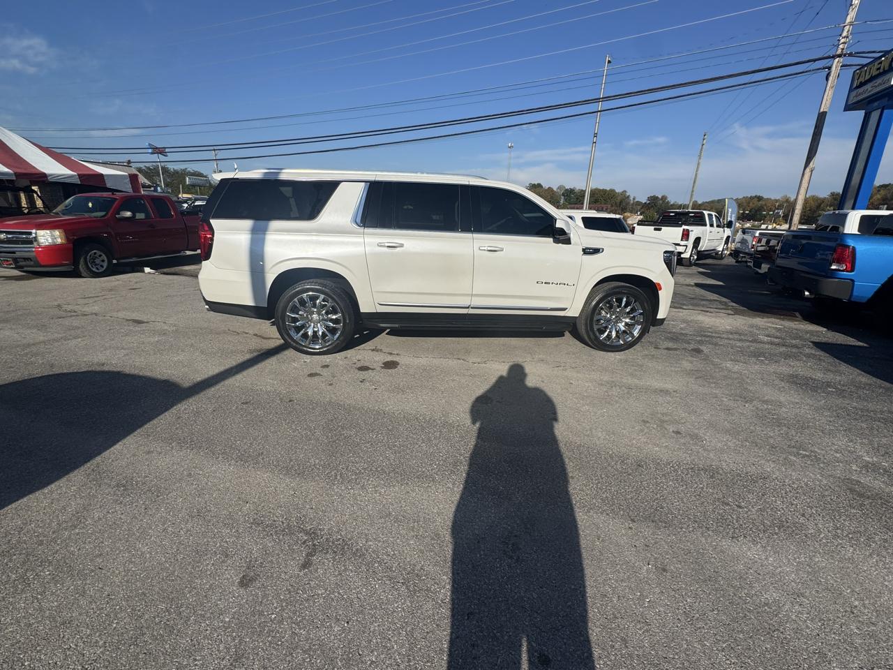 GMC Yukon XL 4WD 4dr Denali 2021