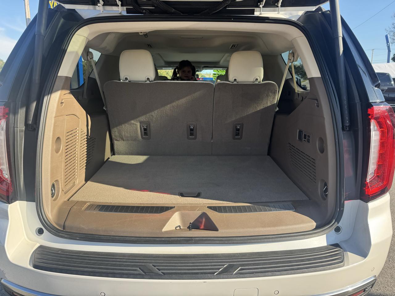 GMC Yukon XL 4WD 4dr Denali 2021