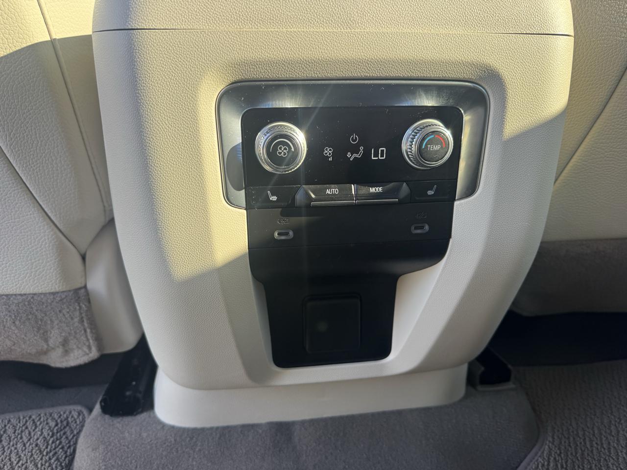 GMC Yukon XL 4WD 4dr Denali 2021