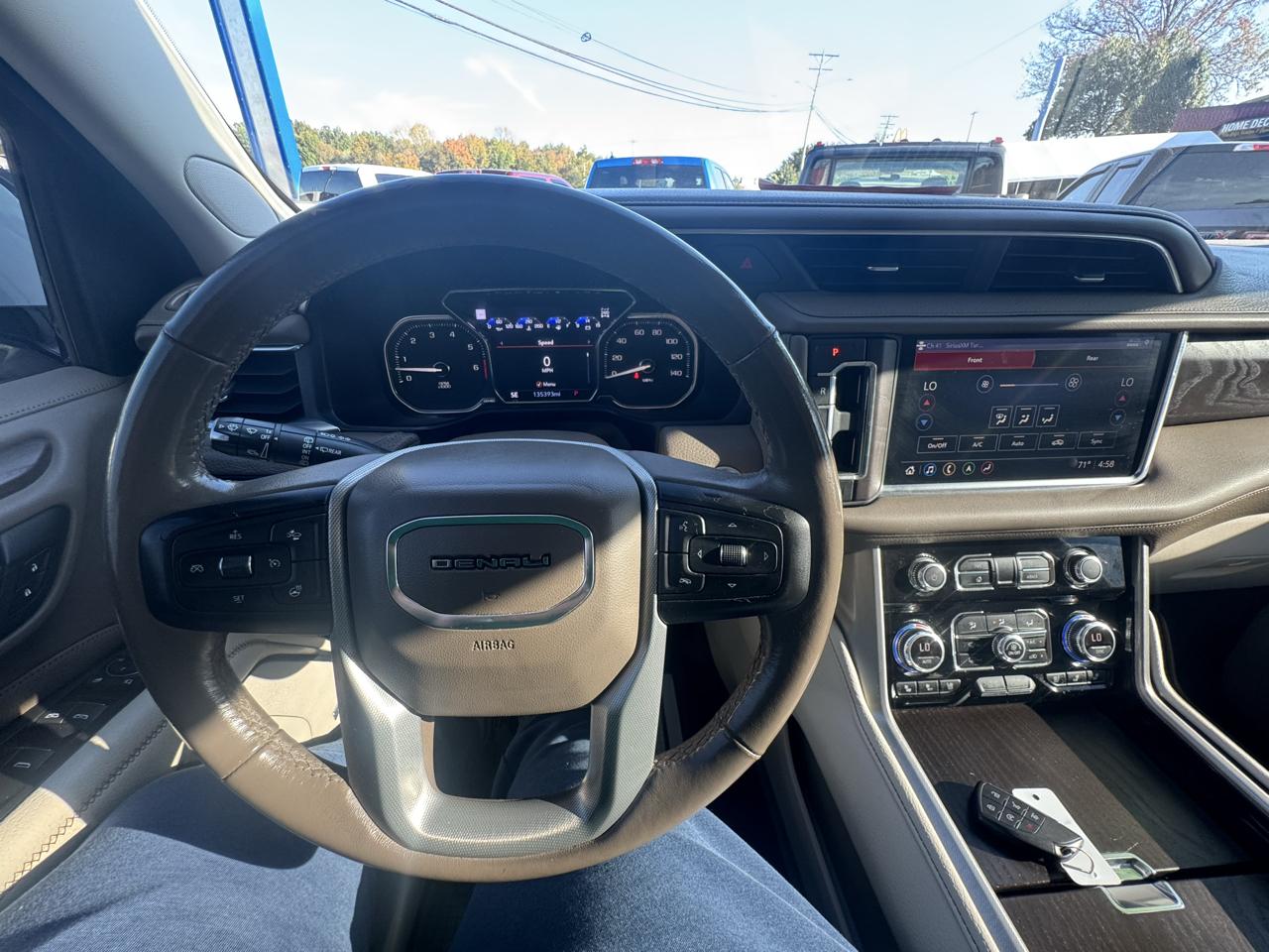 GMC Yukon XL 4WD 4dr Denali 2021