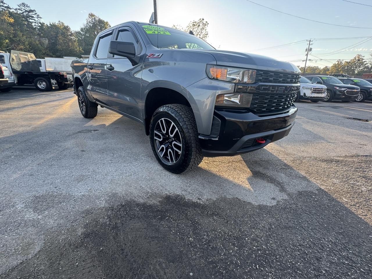 Chevrolet Silverado 1500 4WD Crew Cab 147" Custom Trail Boss 2021