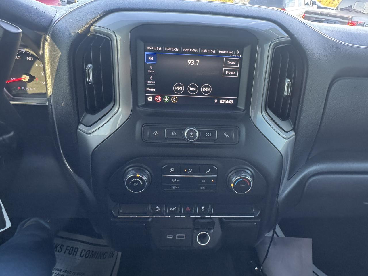 Chevrolet Silverado 1500 4WD Crew Cab 147" Custom Trail Boss 2021