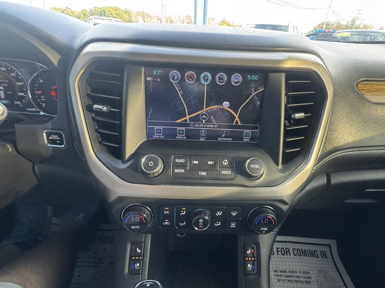 GMC Acadia AWD 4dr Denali 2017