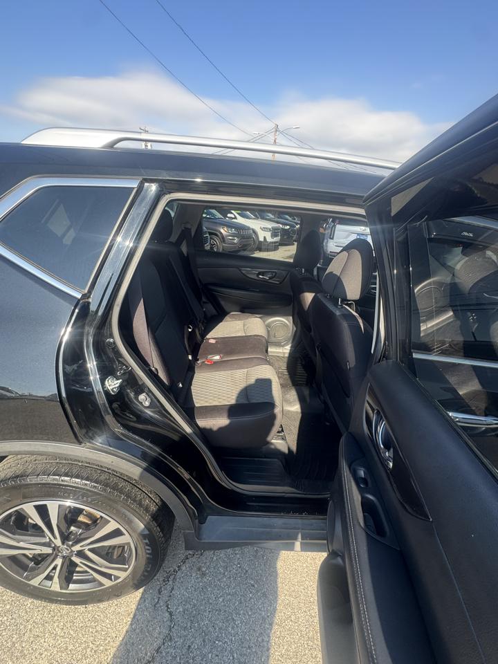 Nissan Rogue AWD SV 2020