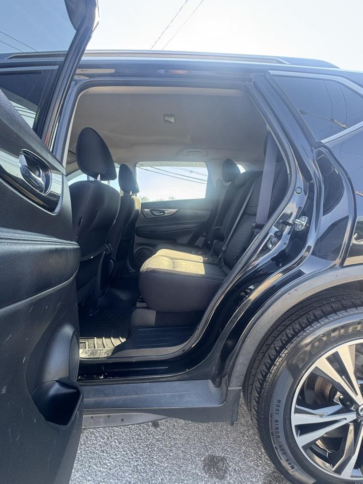 Nissan Rogue AWD SV 2020