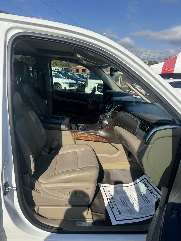 Chevrolet Suburban 4WD 4dr 1500 Premier 2017