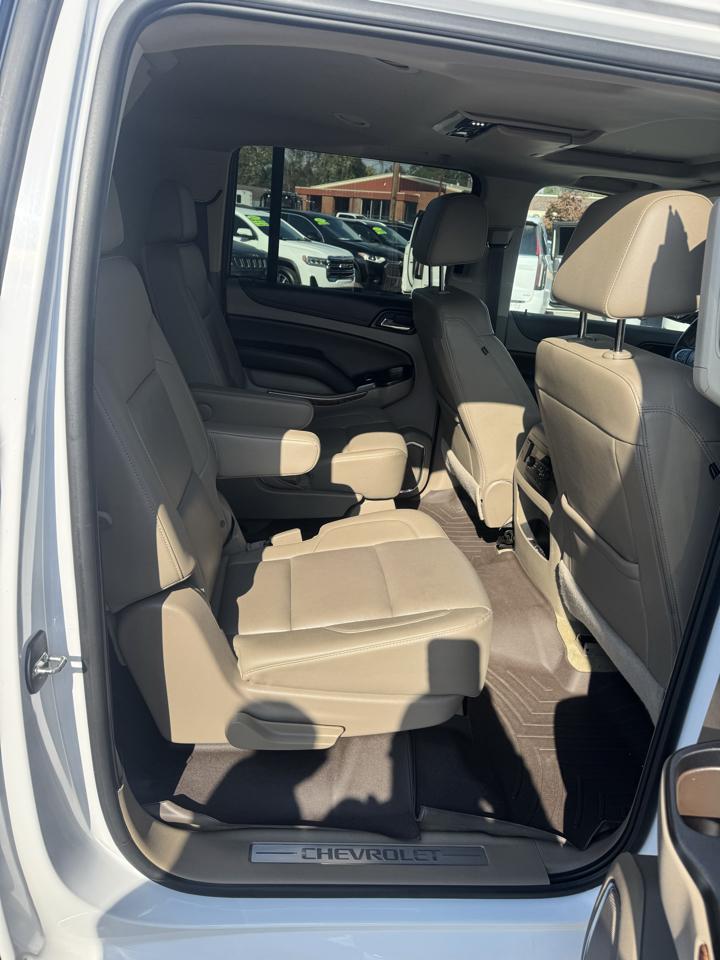 Chevrolet Suburban 4WD 4dr 1500 Premier 2017