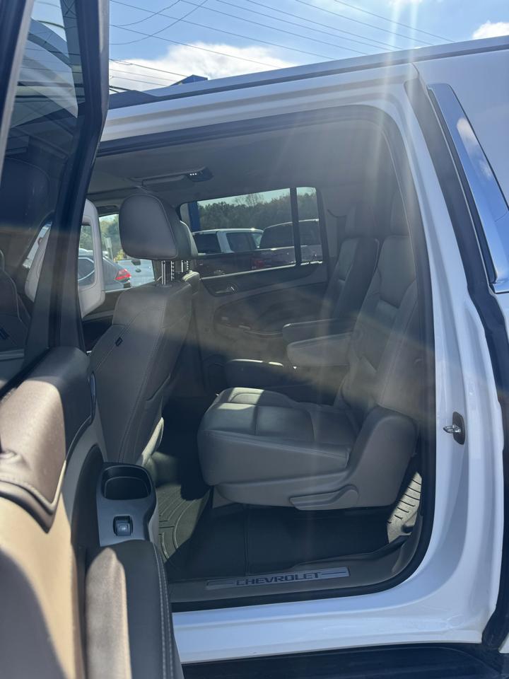 Chevrolet Suburban 4WD 4dr 1500 Premier 2017