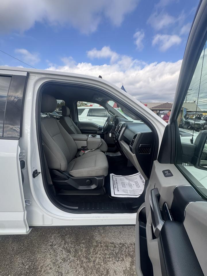 Ford F-150 4WD SuperCrew 139" XLT 2020