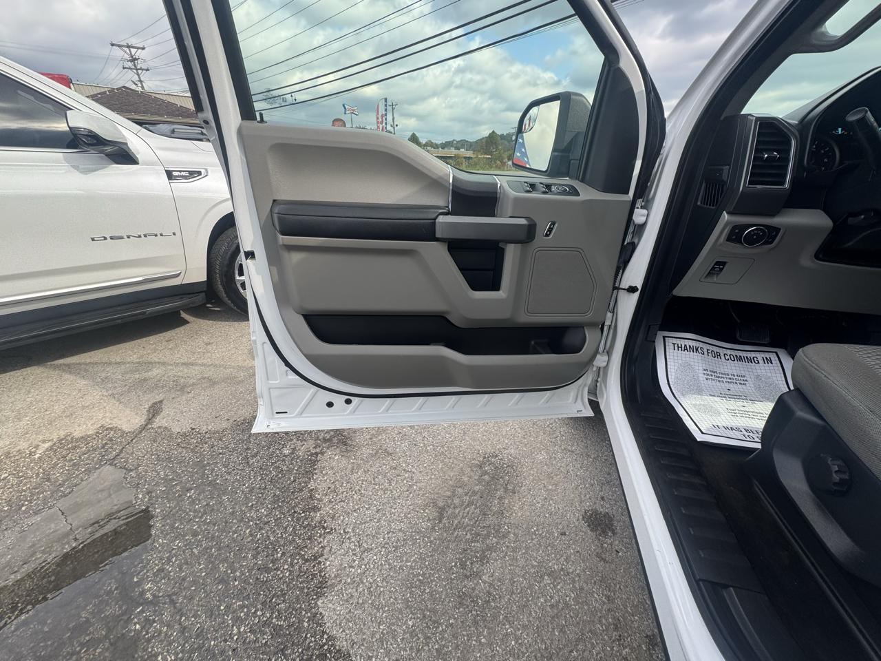 Ford F-150 4WD SuperCrew 139" XLT 2020