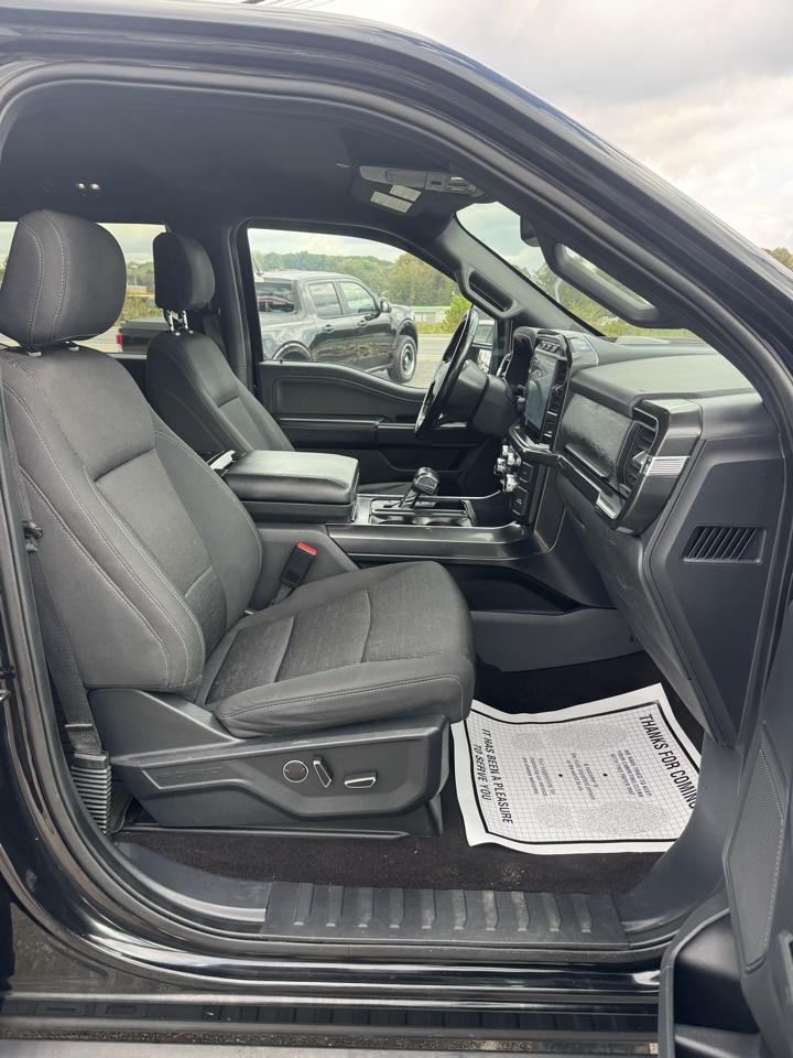 Ford F-150 4WD SuperCrew 150" XLT 2021