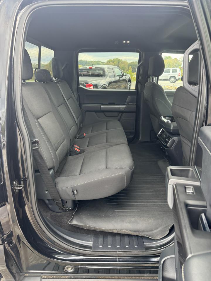 Ford F-150 4WD SuperCrew 150" XLT 2021