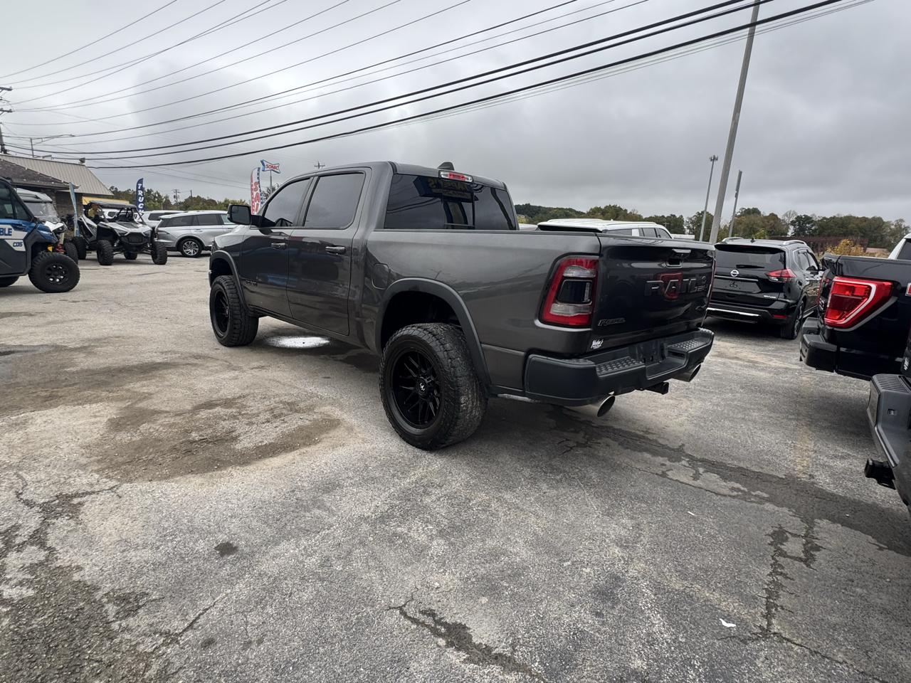 RAM 1500 4WD Crew Cab 140.5" Rebel 2019