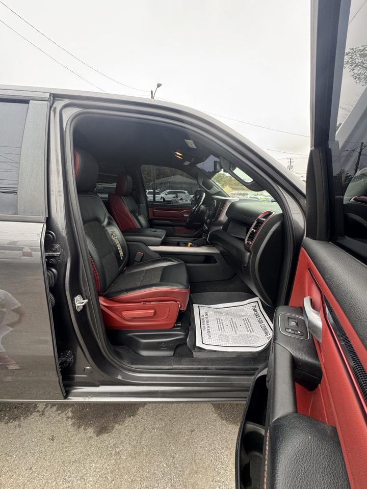 RAM 1500 4WD Crew Cab 140.5" Rebel 2019