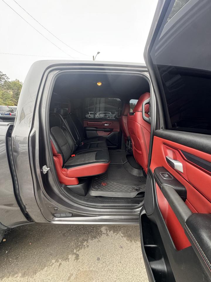 RAM 1500 4WD Crew Cab 140.5" Rebel 2019