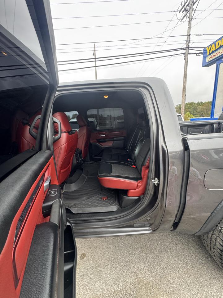 RAM 1500 4WD Crew Cab 140.5" Rebel 2019