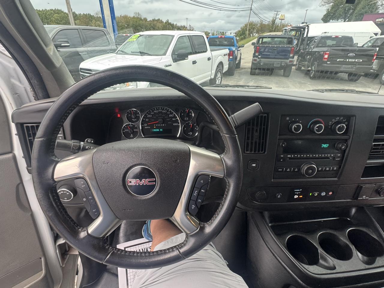 GMC Savana Cargo Van RWD 2500 135" 2019