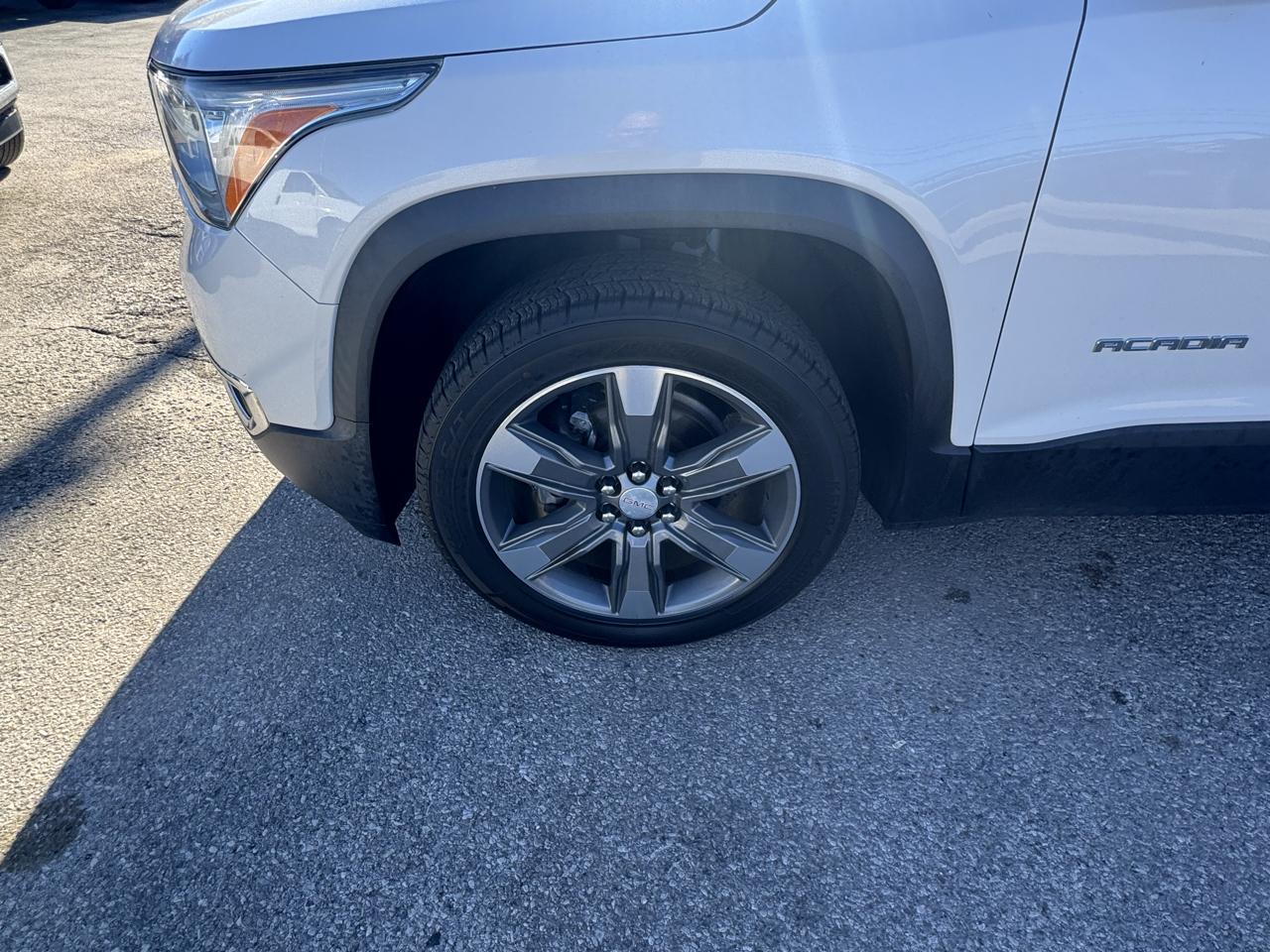 GMC Acadia FWD 4dr SLT w/SLT-2 2017