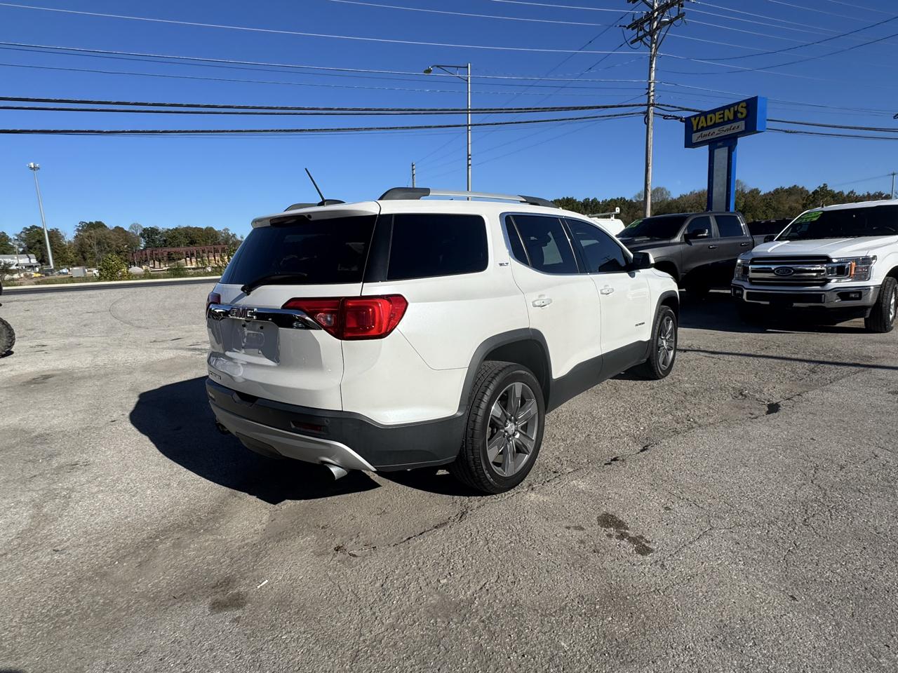 GMC Acadia FWD 4dr SLT w/SLT-2 2017
