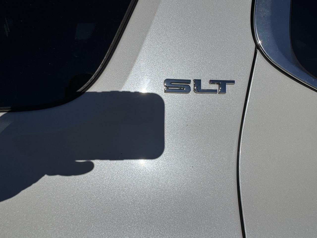GMC Acadia FWD 4dr SLT w/SLT-2 2017