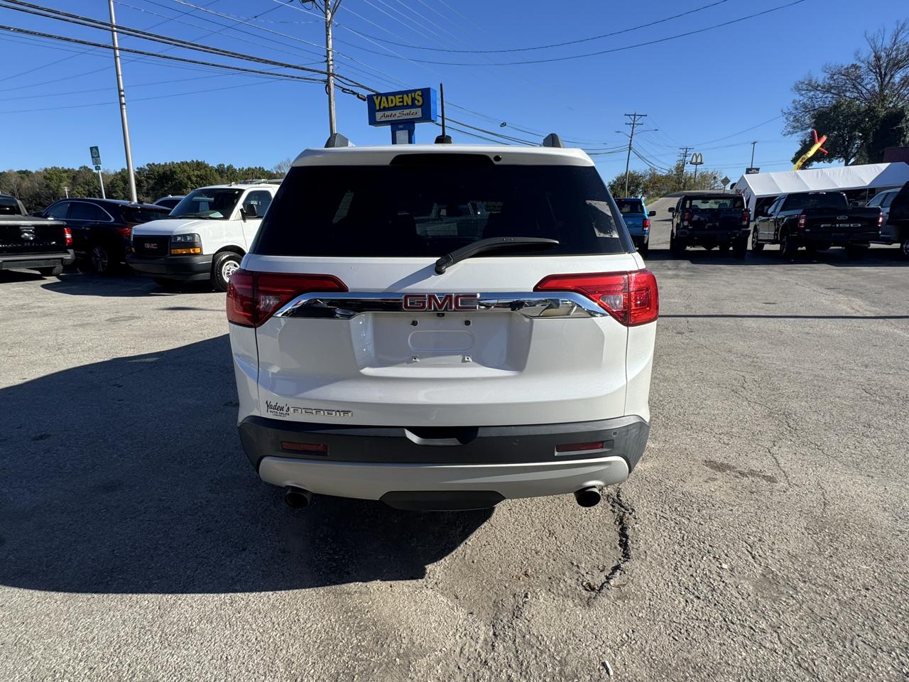 GMC Acadia FWD 4dr SLT w/SLT-2 2017