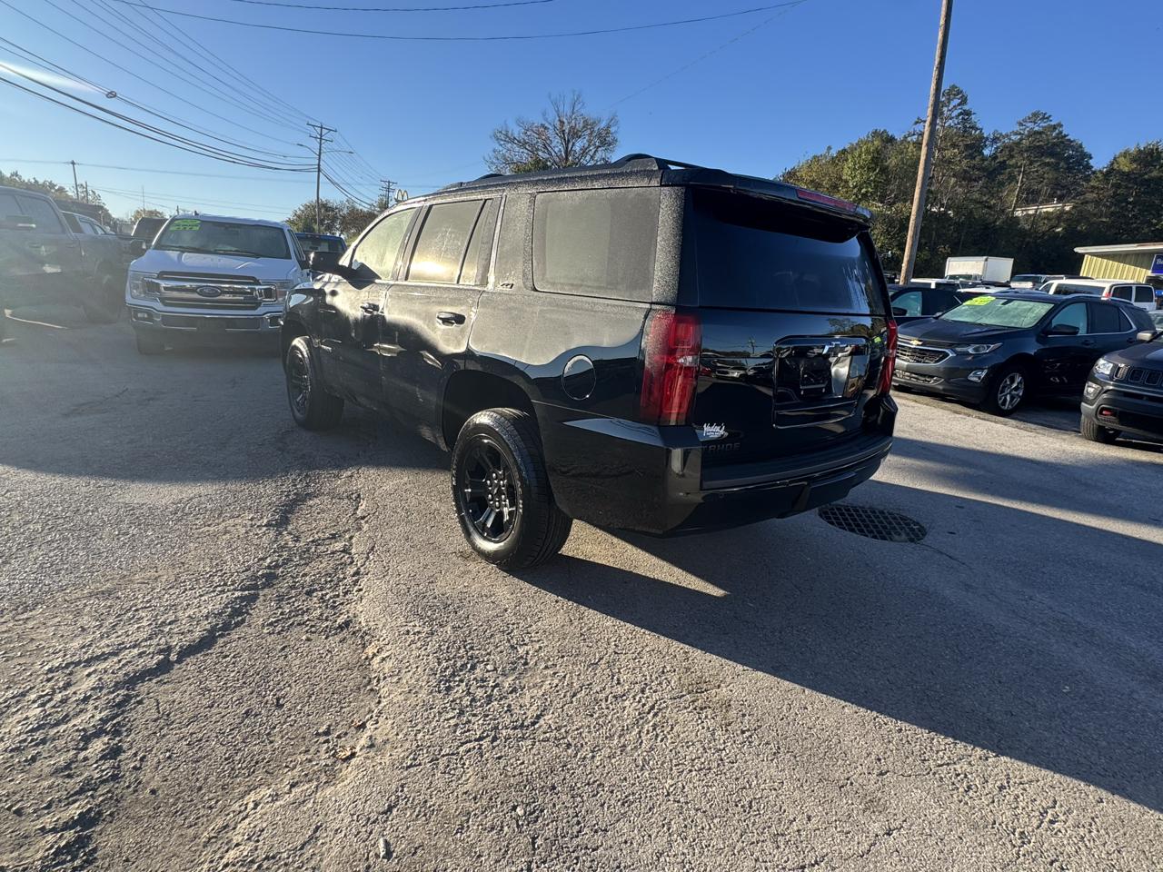 Chevrolet Tahoe 4WD 4dr LT 2017