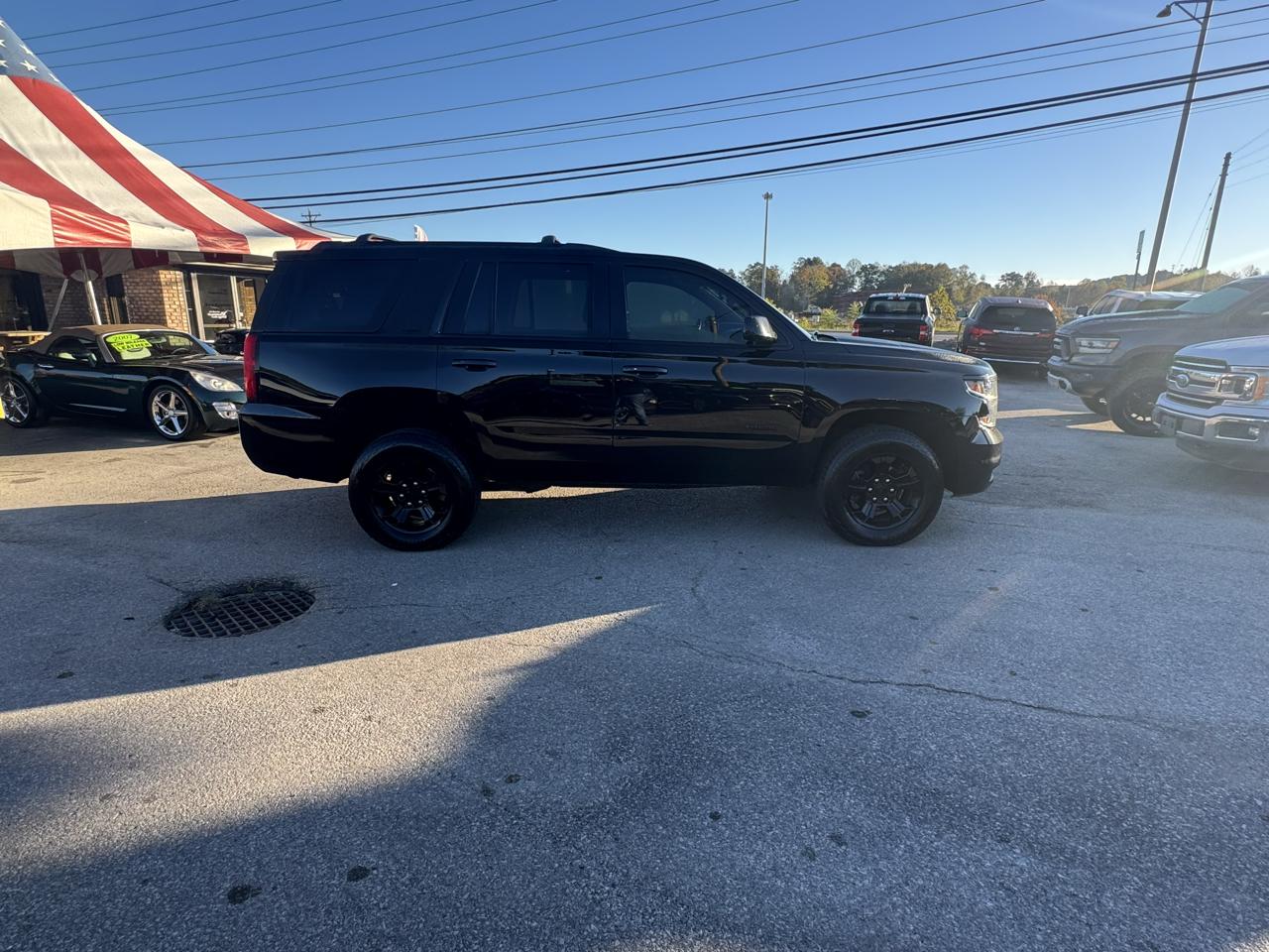 Chevrolet Tahoe 4WD 4dr LT 2017
