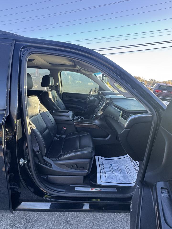 Chevrolet Tahoe 4WD 4dr LT 2017