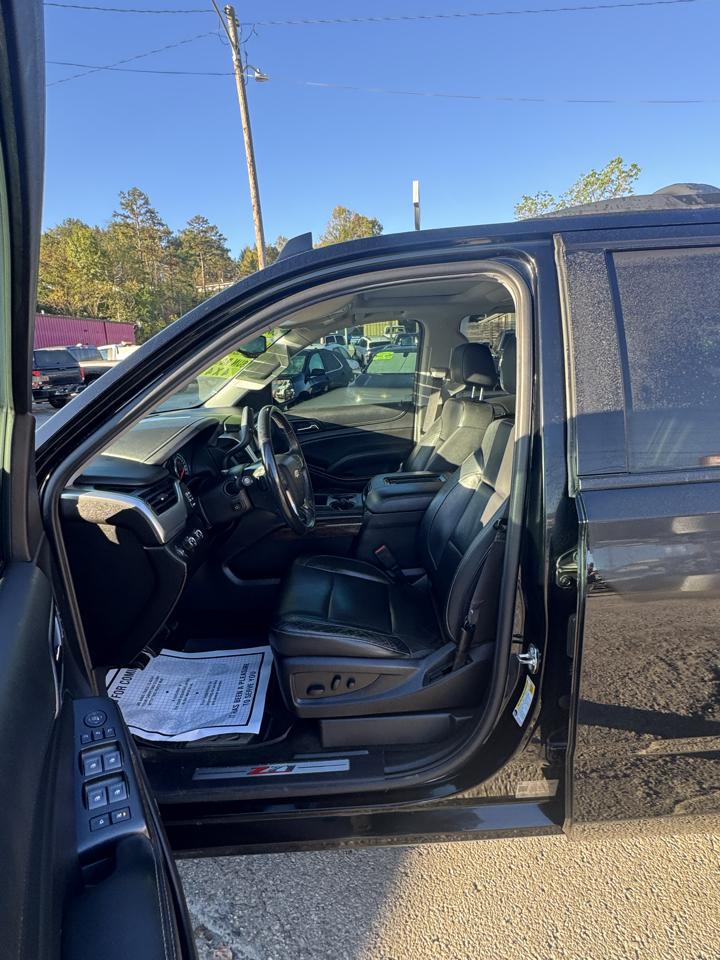 Chevrolet Tahoe 4WD 4dr LT 2017