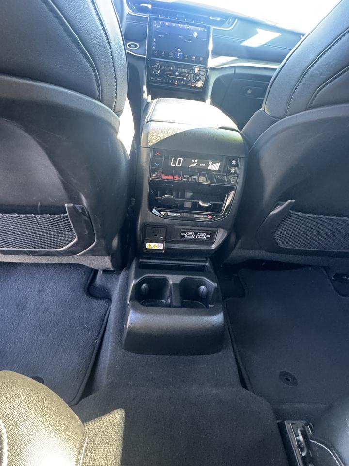 Jeep Grand Cherokee L Limited 4x4 2023