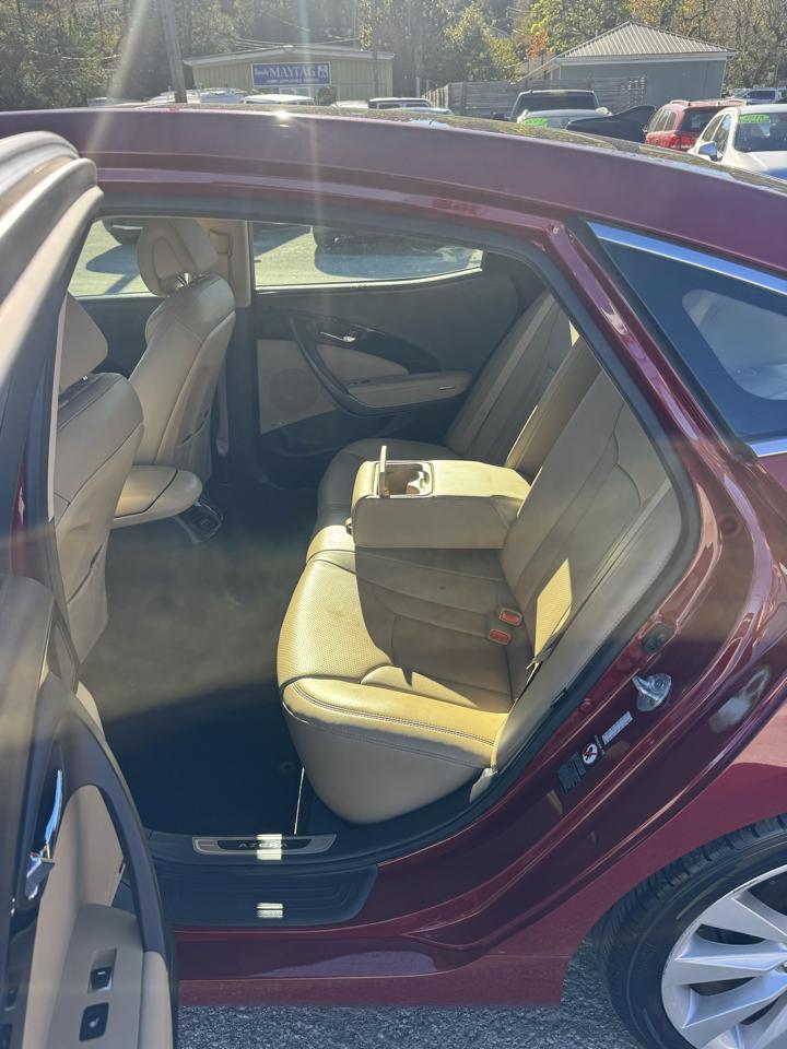 Hyundai Azera 4dr Sdn Limited 2016