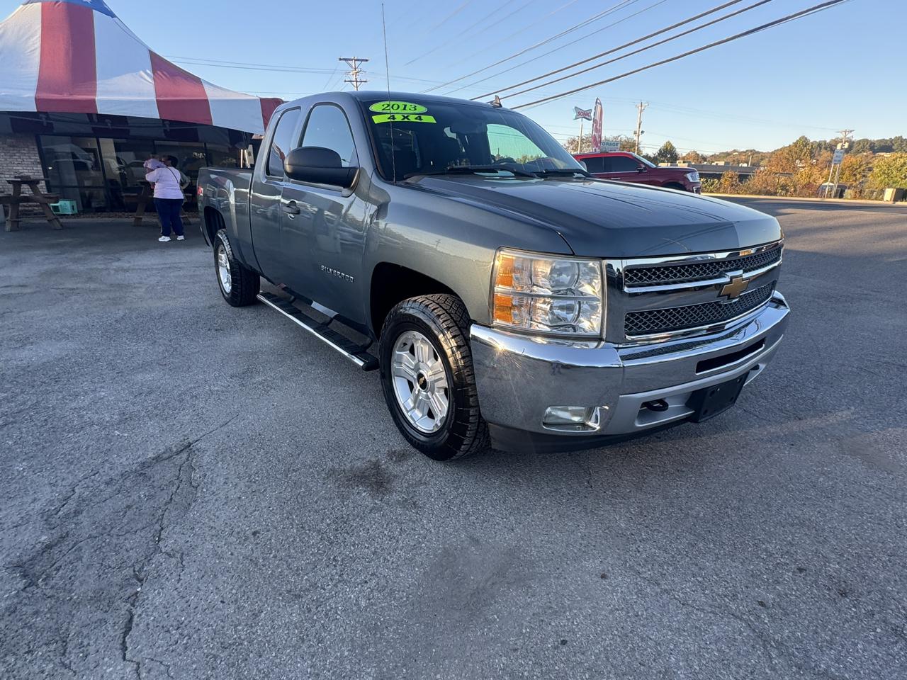 Chevrolet Silverado 1500 4WD Ext Cab 143.5" LT 2013