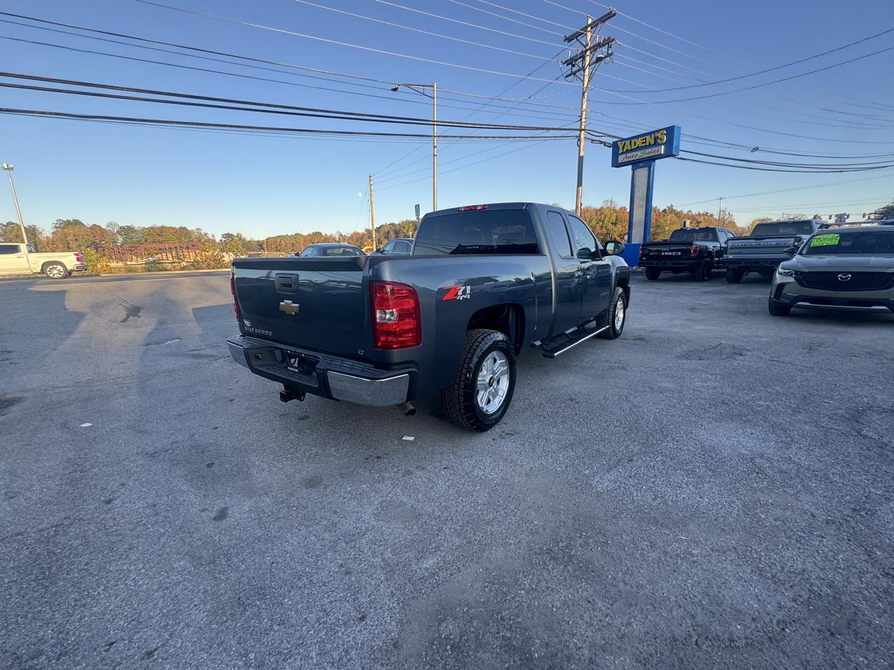 Chevrolet Silverado 1500 4WD Ext Cab 143.5" LT 2013