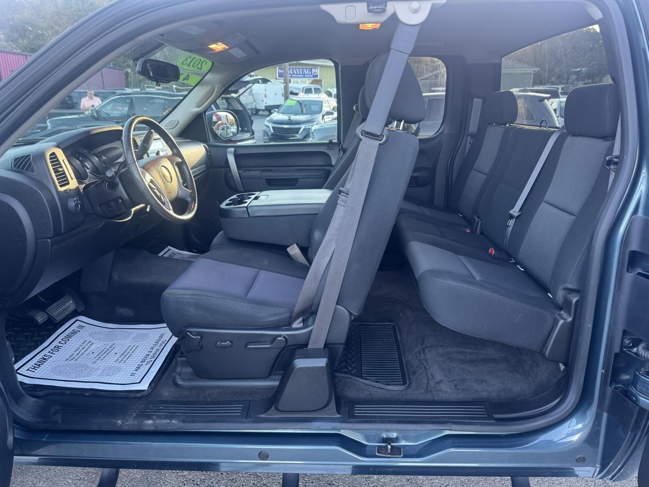 Chevrolet Silverado 1500 4WD Ext Cab 143.5" LT 2013