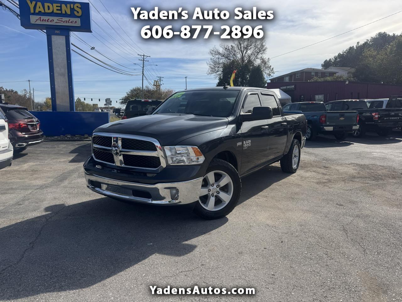 RAM 1500 Classic Tradesman 4x4 Crew Cab 5'7" Box 2021