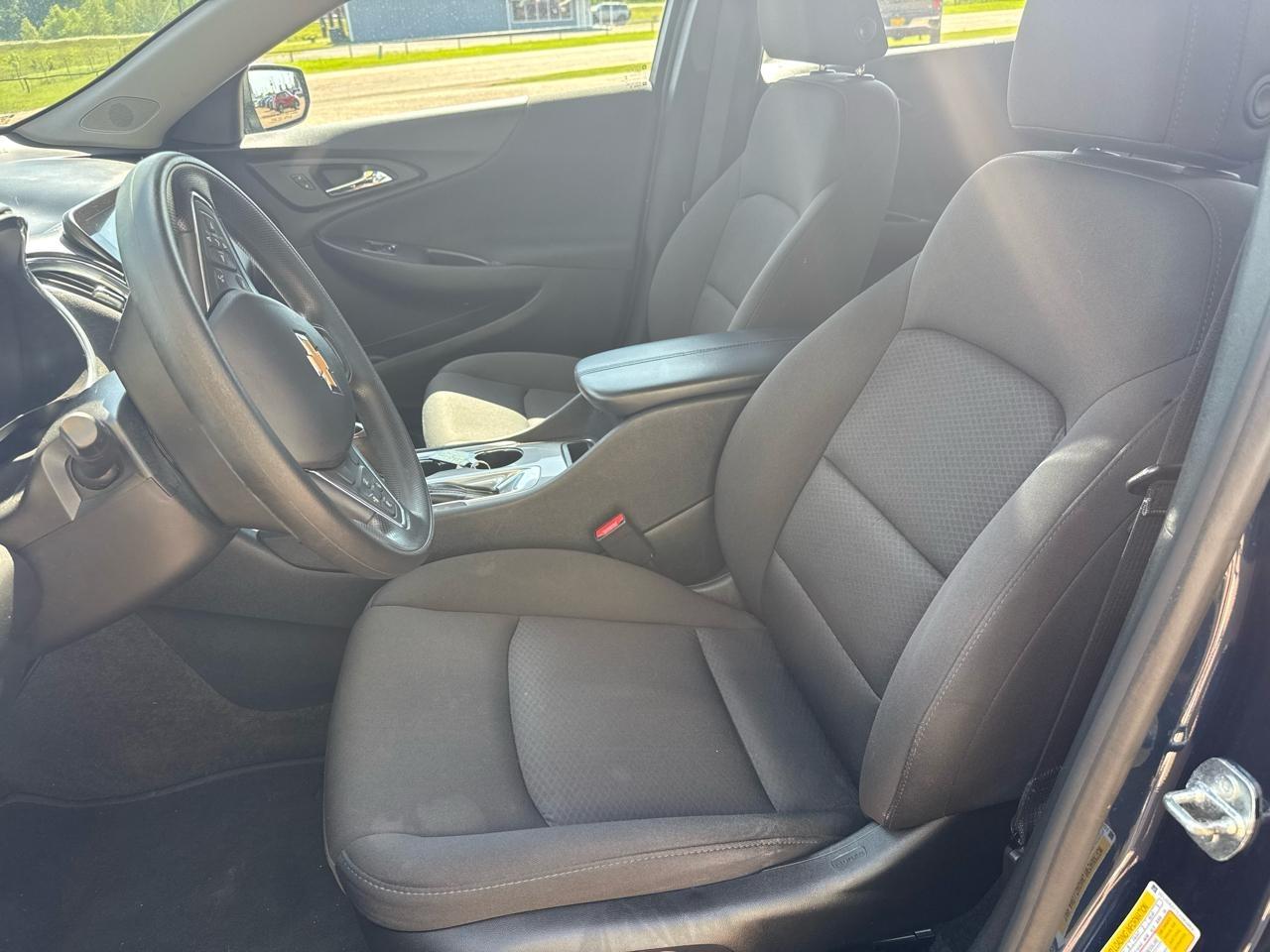 Chevrolet Malibu 4dr Sdn LT 2020