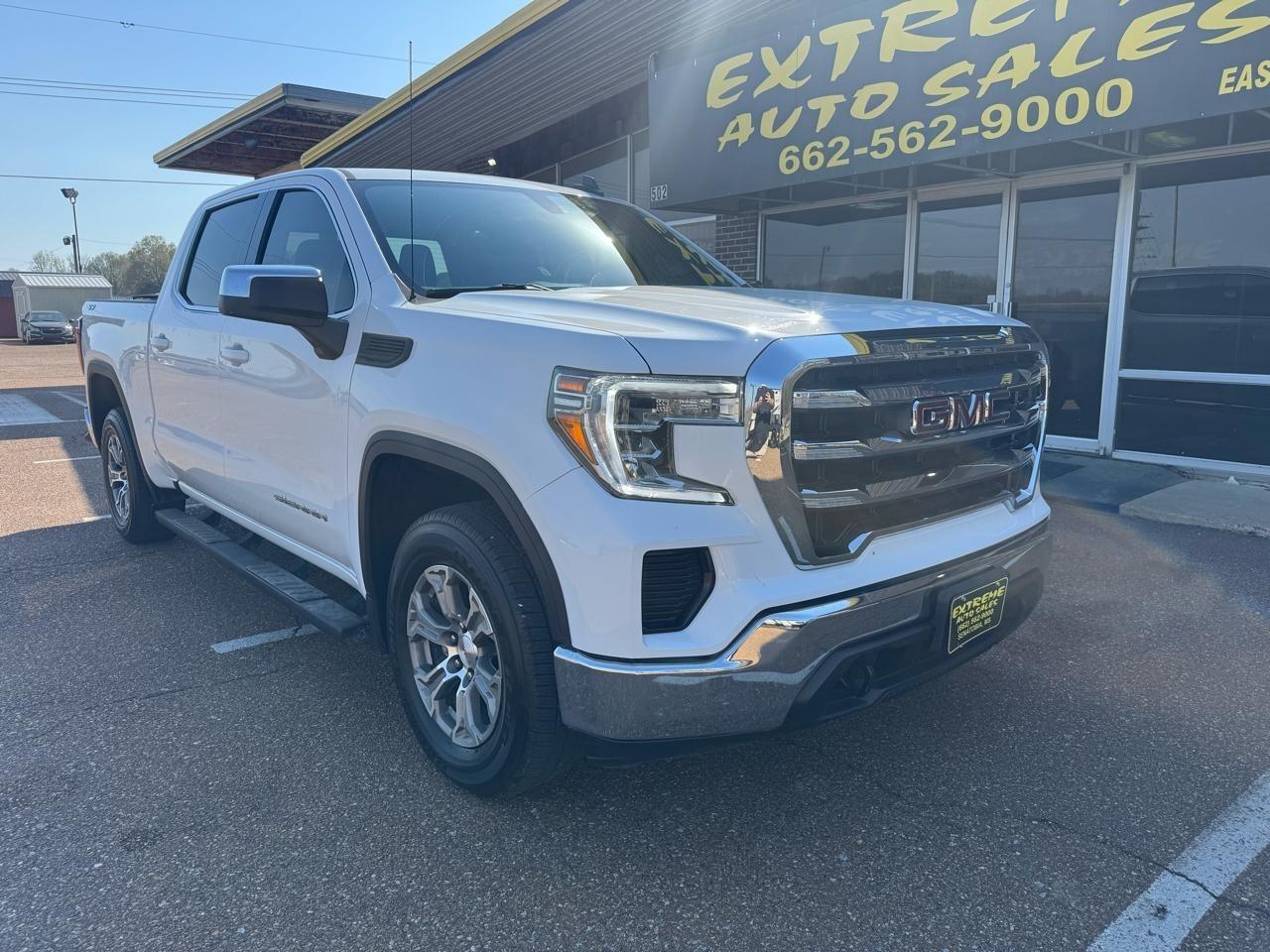 GMC Sierra 1500 Limited 4WD Crew Cab 147" SLE 2022