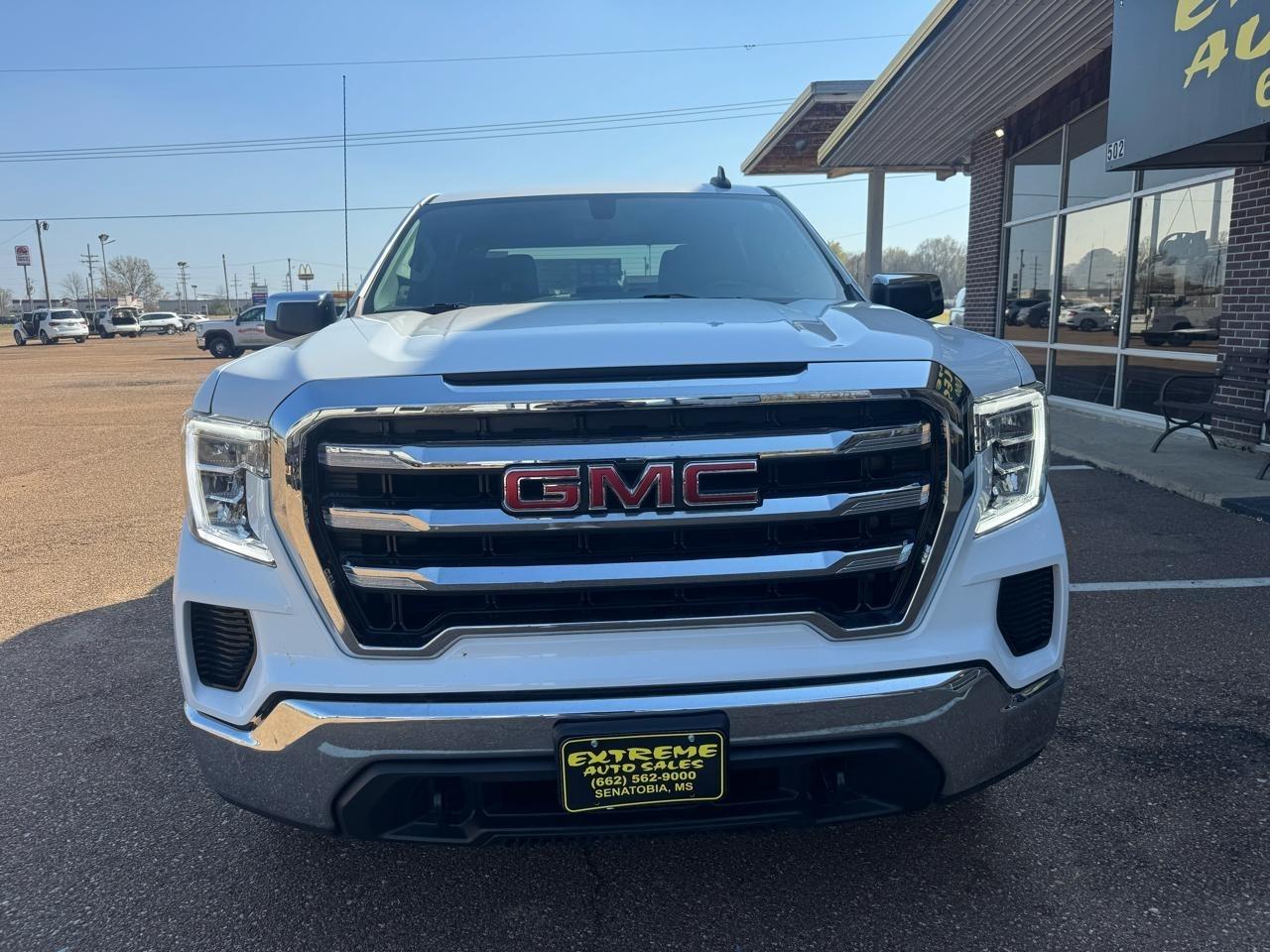 GMC Sierra 1500 Limited 4WD Crew Cab 147" SLE 2022