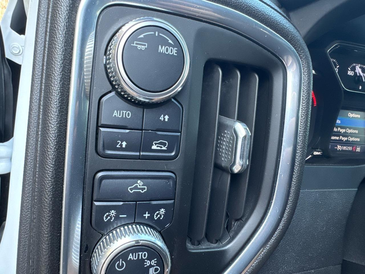 GMC Sierra 1500 Limited 4WD Crew Cab 147" SLE 2022