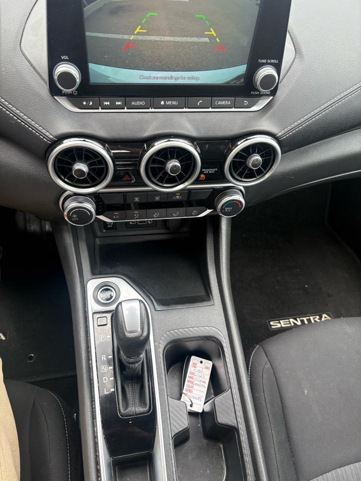 Nissan Sentra SV CVT 2025