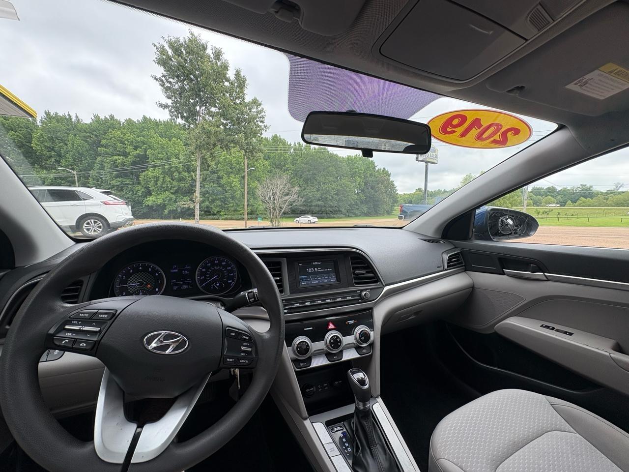 Hyundai Elantra SE Auto 2019