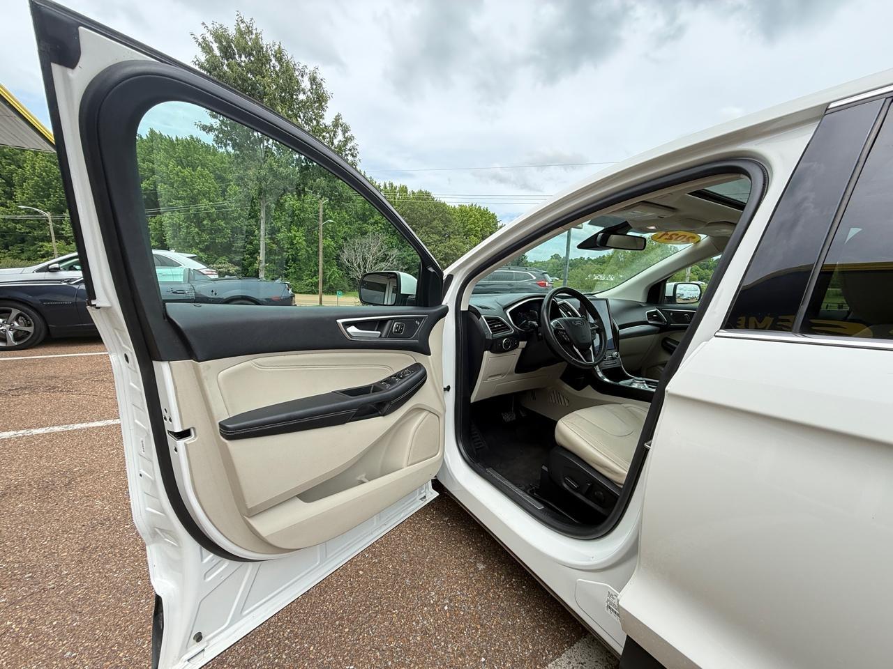 Ford Edge Titanium AWD 2021