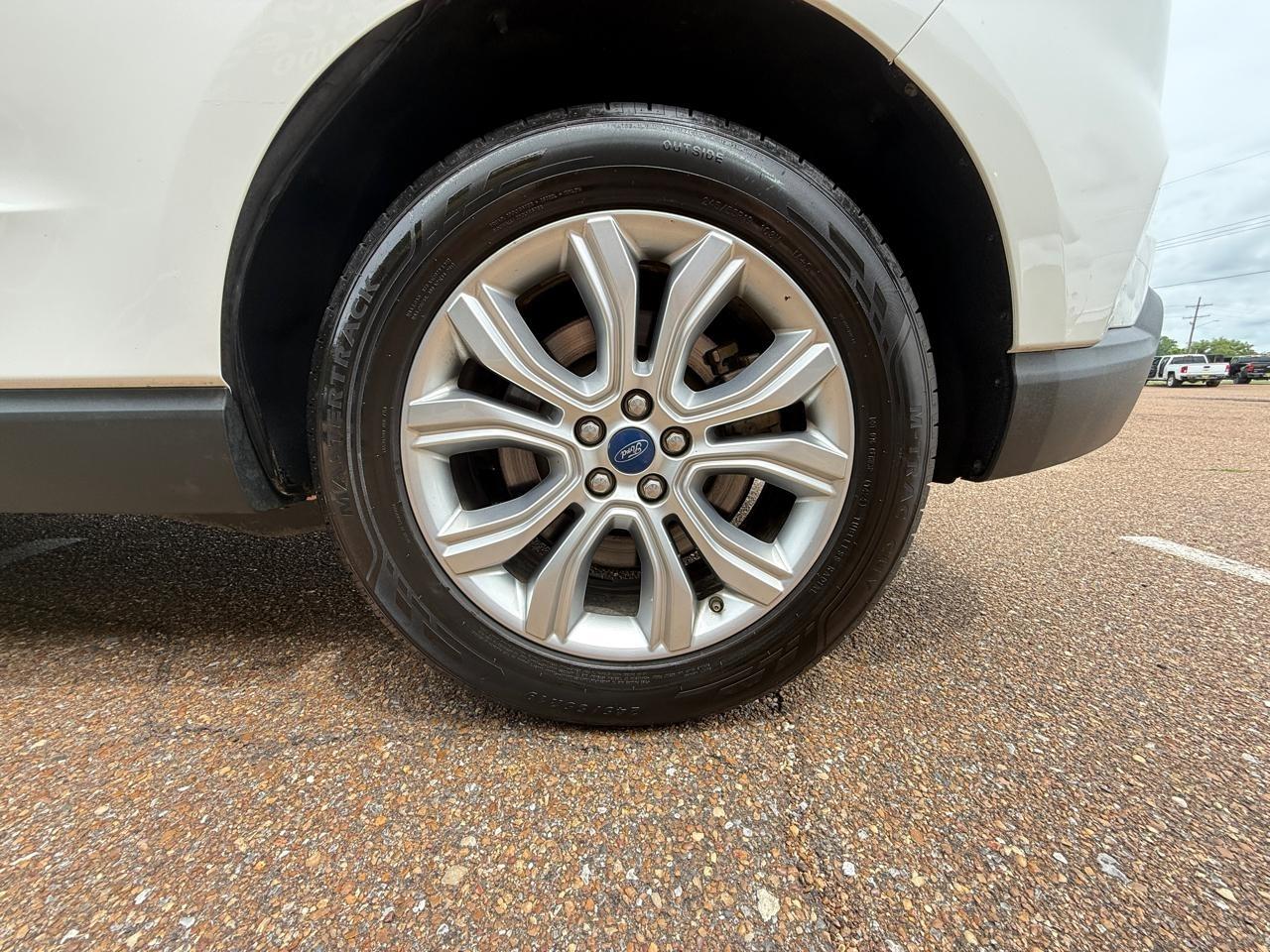 Ford Edge Titanium AWD 2021