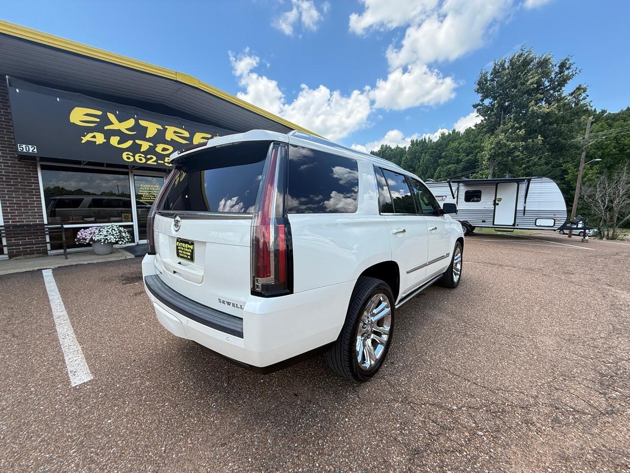 Cadillac Escalade 4WD 4dr Premium 2015