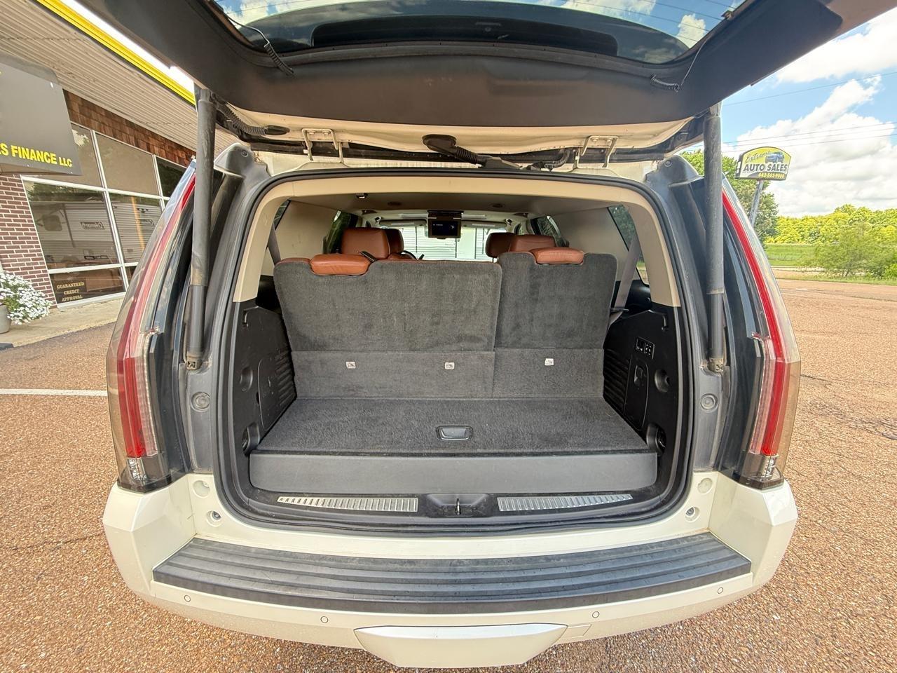 Cadillac Escalade 4WD 4dr Premium 2015