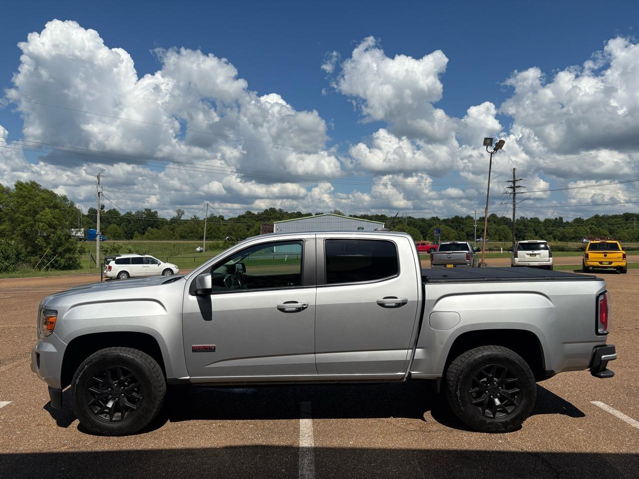 GMC Canyon 4WD Crew Cab 128.3" SLE 2017