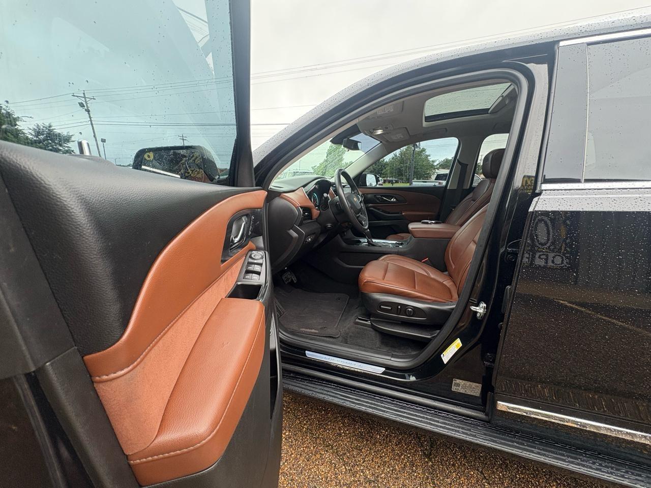 Chevrolet Traverse AWD 4dr High Country w/2LZ 2018