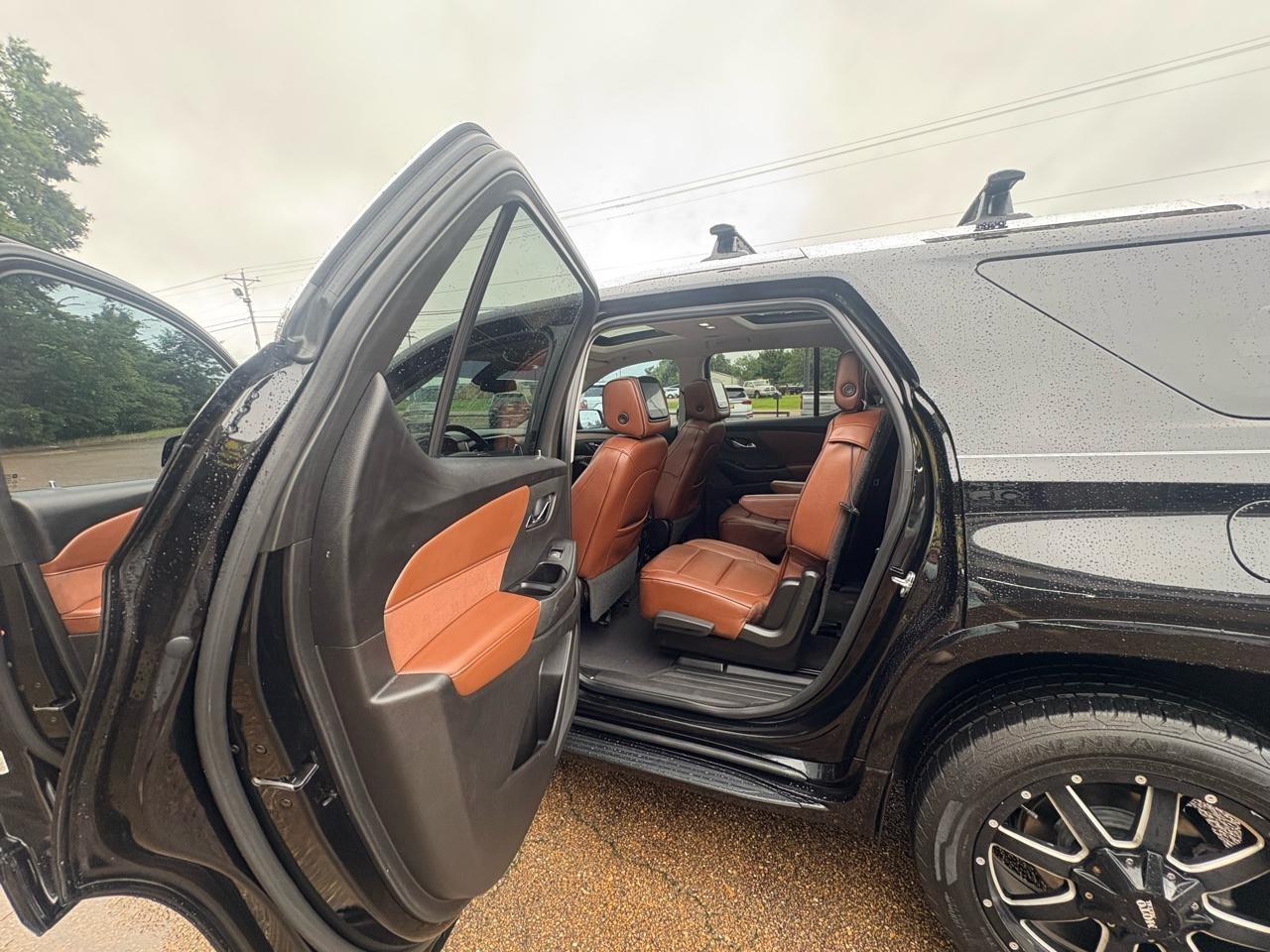 Chevrolet Traverse AWD 4dr High Country w/2LZ 2018