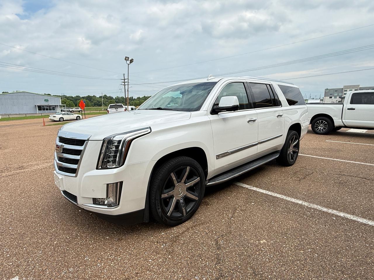 Cadillac Escalade ESV 4WD 4dr Luxury Collection 2016